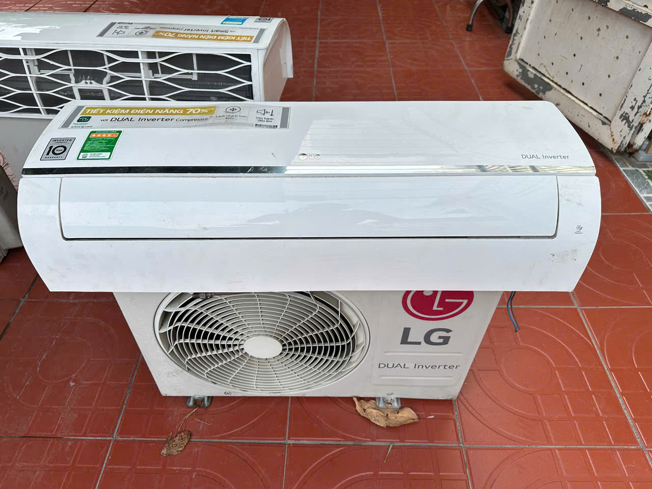Máy lạnh cũ LG inverter đã qua sử dụng mới 90%